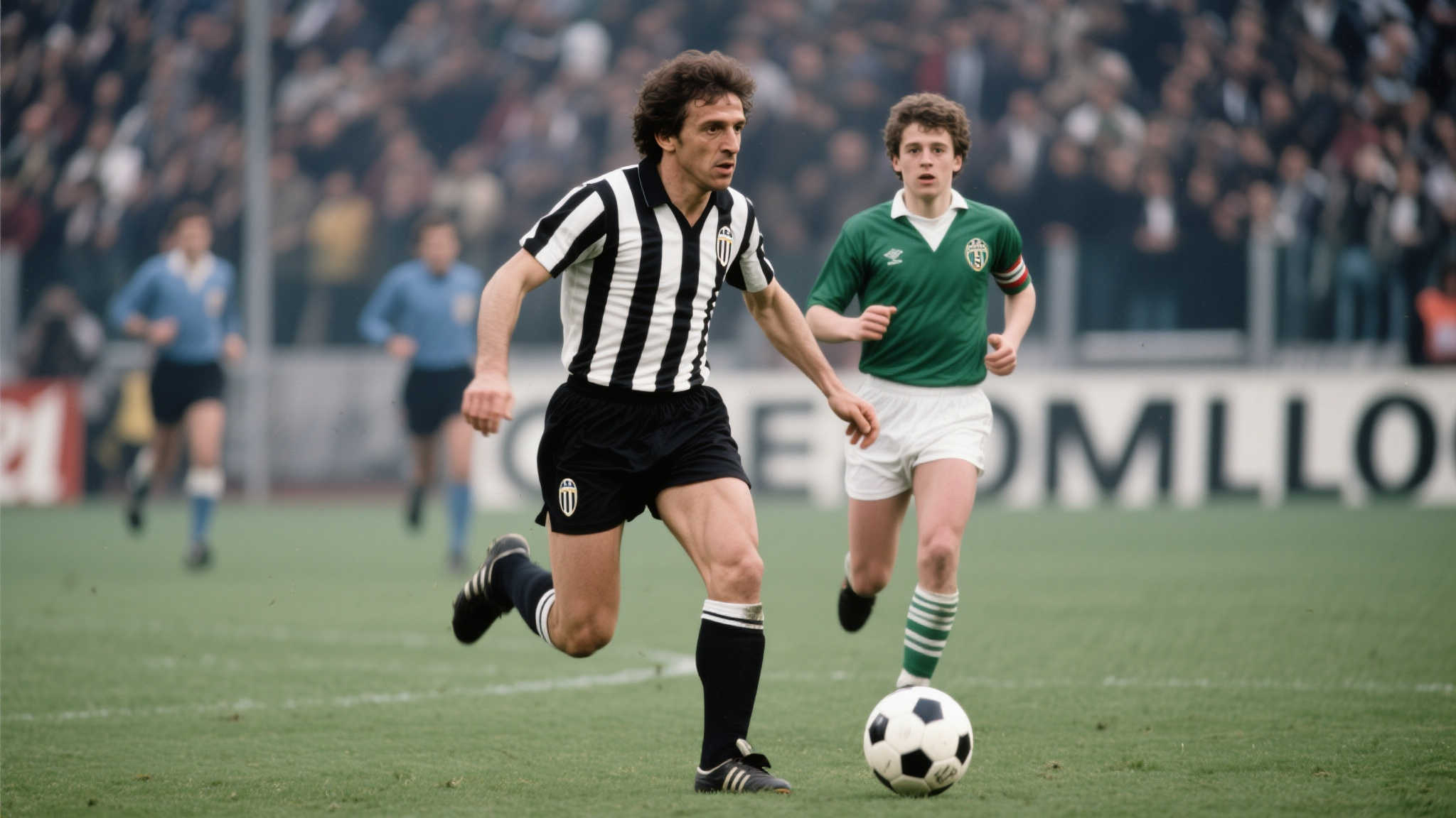 尤文官宣祝福普拉蒂尼70岁华诞:献礼足坛传奇之王 1973年,当年仅18岁的米歇尔·普拉蒂尼首次亮相